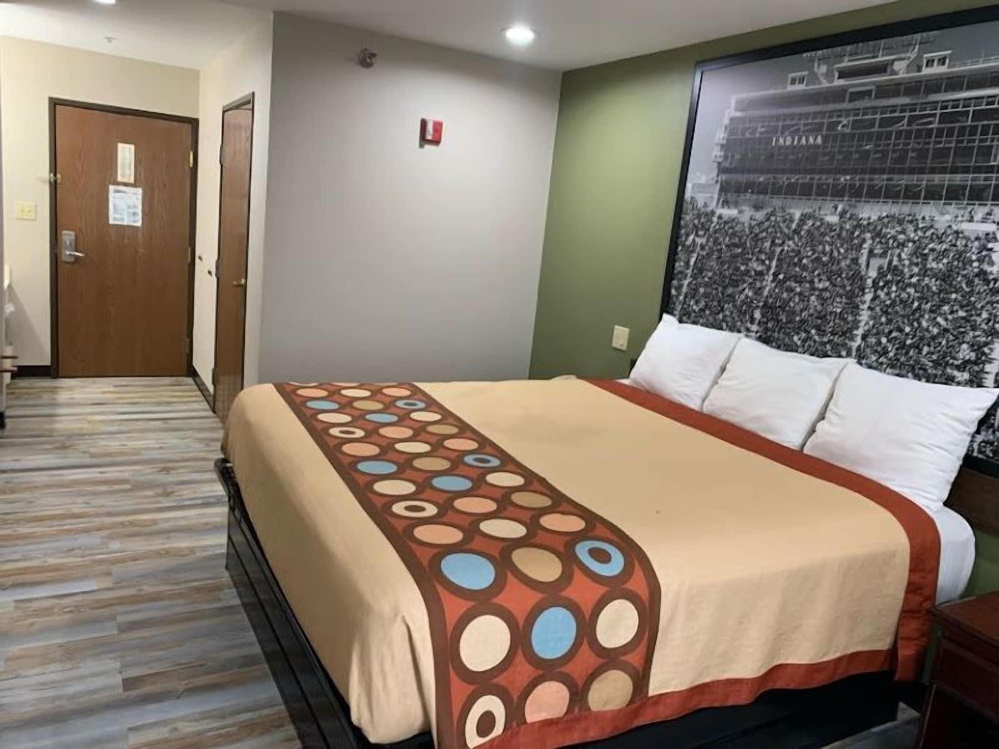 Super 8 By Wyndham Frankfort In Zewnętrze zdjęcie