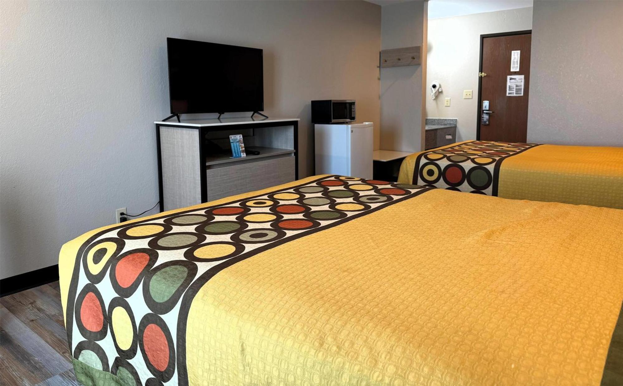 Super 8 By Wyndham Frankfort In Zewnętrze zdjęcie